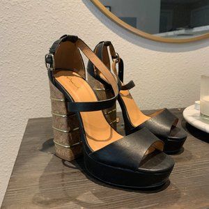 Qupid Open Toe Heeled Sandals